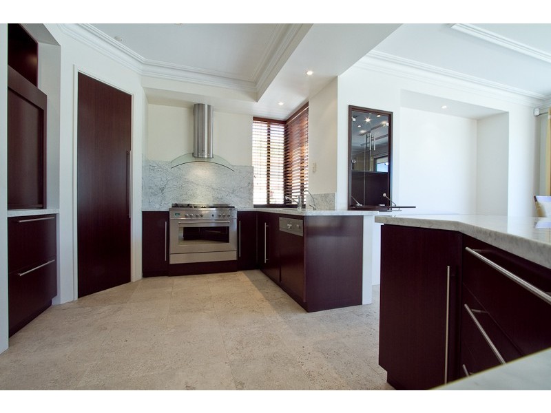 23 Van Kleef Circuit, Mount Claremont WA 6010