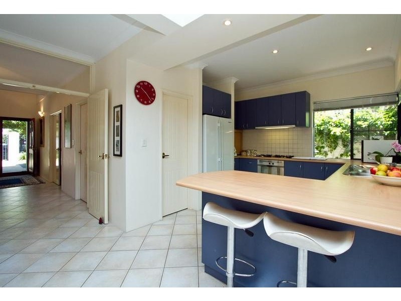 38 Clifton Street, Nedlands WA 6009