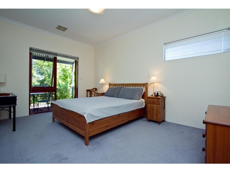 38 Clifton Street, Nedlands WA 6009