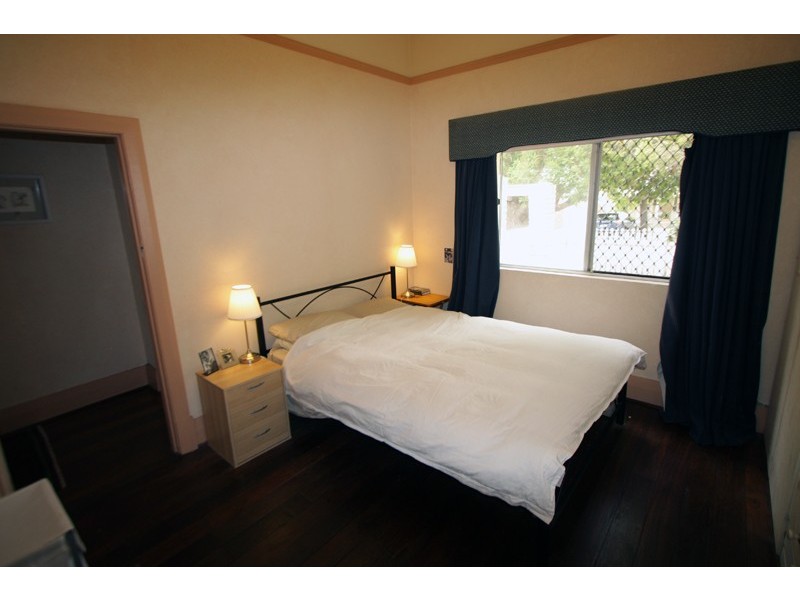 17 Hopetoun Terrace, Shenton Park WA 6008