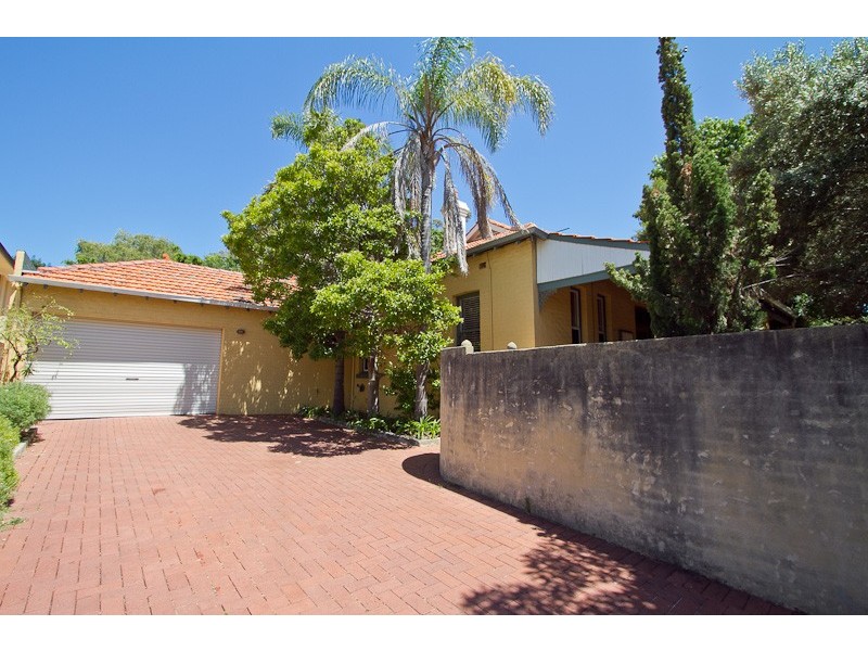 67 Bruce Street, Nedlands WA 6009