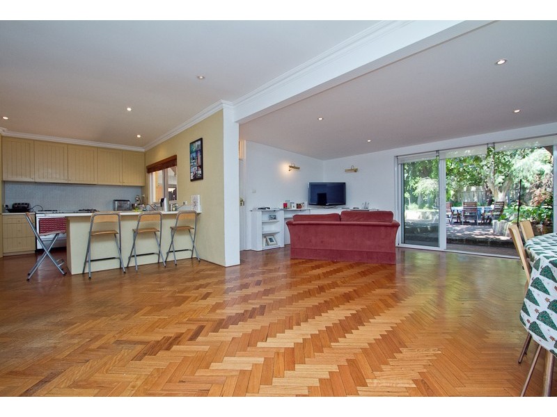 67 Bruce Street, Nedlands WA 6009