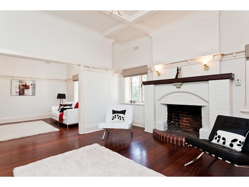 21 Waratah Avenue, Dalkeith WA 6009