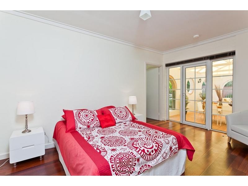 21 Waratah Avenue, Dalkeith WA 6009