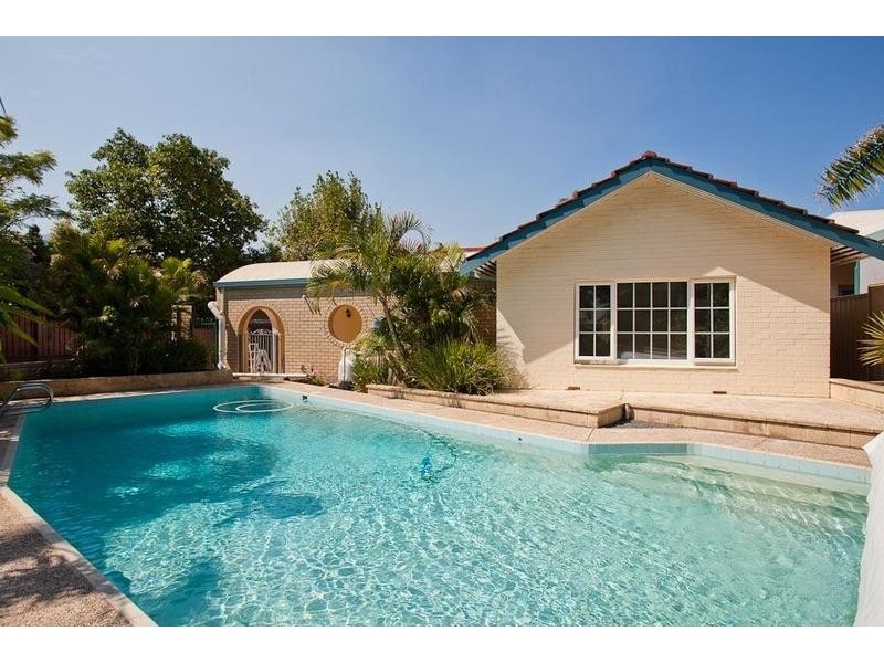 21 Waratah Avenue, Dalkeith WA 6009