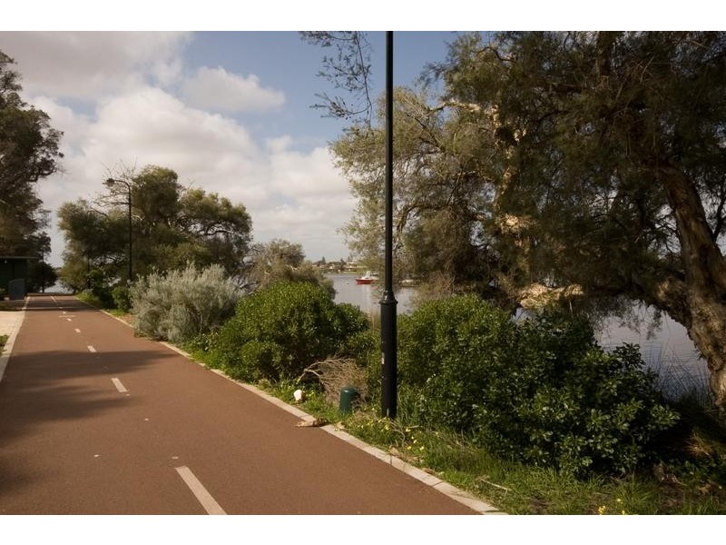 253B The Esplanade, Mount Pleasant WA 6153