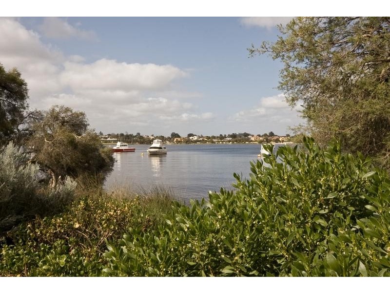 253B The Esplanade, Mount Pleasant WA 6153