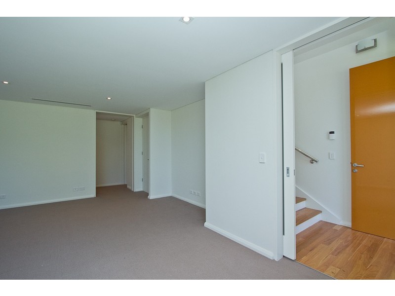 6b Wavertree Place, Leederville WA 6007