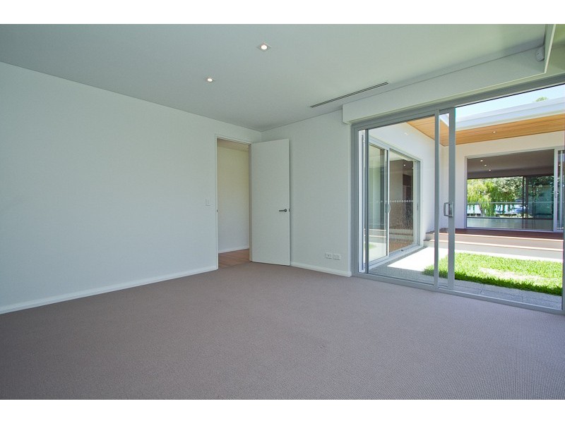 6b Wavertree Place, Leederville WA 6007