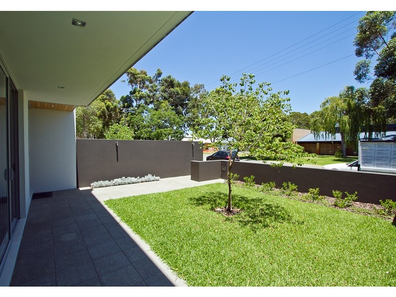 6b Wavertree Place, Leederville WA 6007
