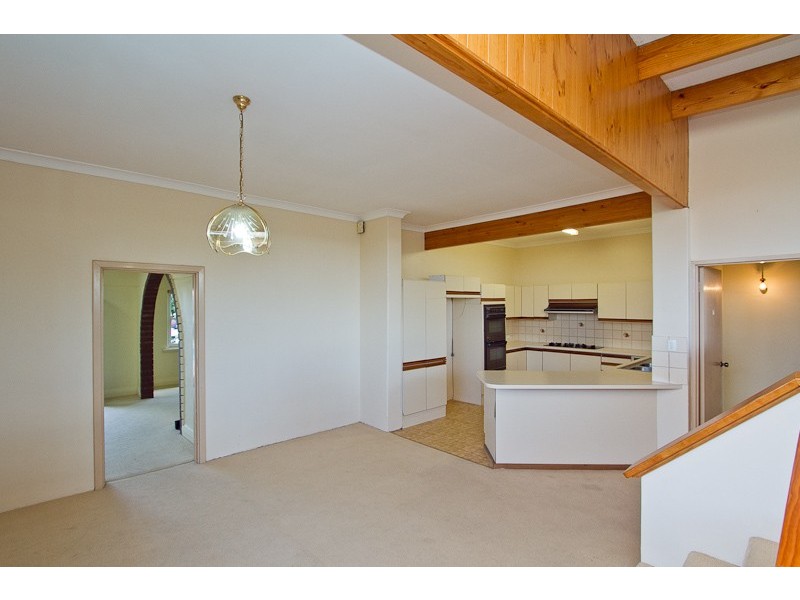 202 Ewen Street, Doubleview WA 6018