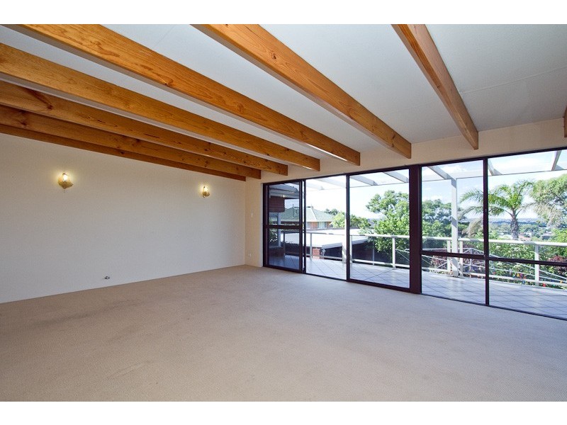202 Ewen Street, Doubleview WA 6018