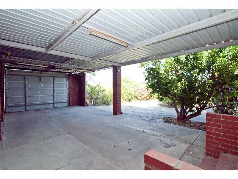 202 Ewen Street, Doubleview WA 6018