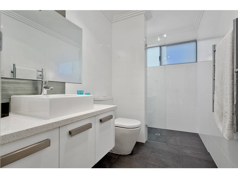 12 Houston Place, Mount Claremont WA 6010