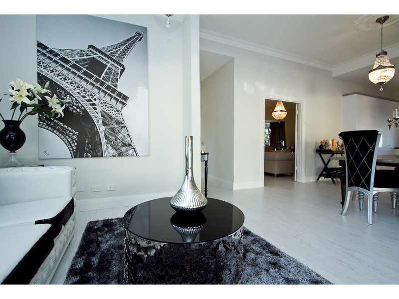 15 College Road, Claremont WA 6010