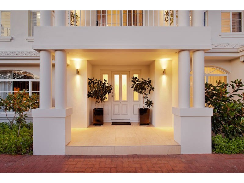 7 Greenberry Close, Mount Claremont WA 6010