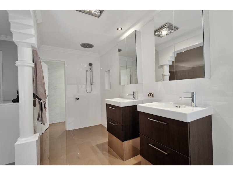 7 Greenberry Close, Mount Claremont WA 6010