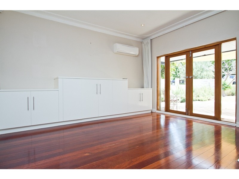 30 Mayfair Street, Mount Claremont WA 6010