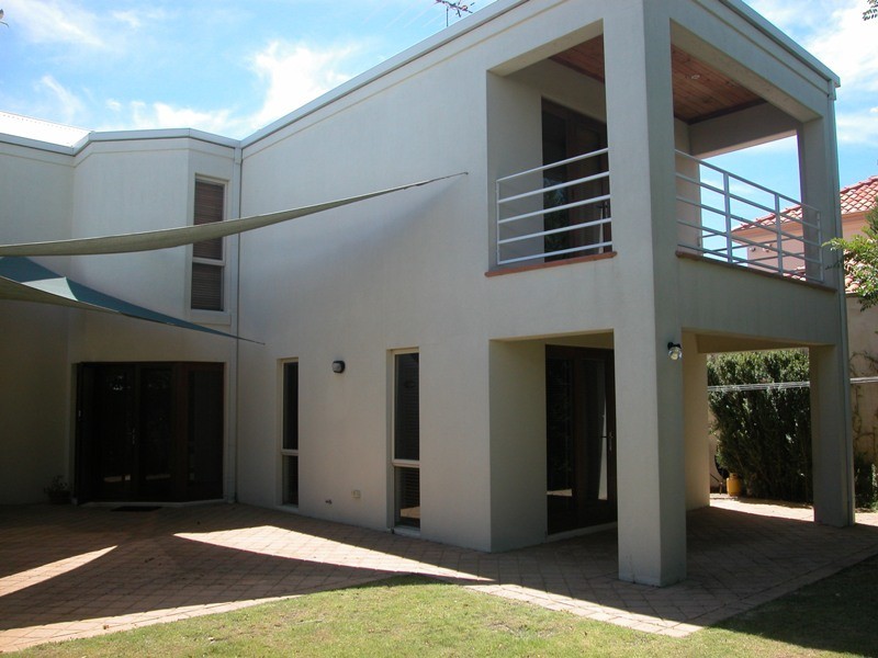 27 Osborne Parade, Claremont WA 6010