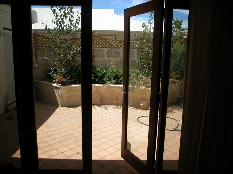 27 Osborne Parade, Claremont WA 6010