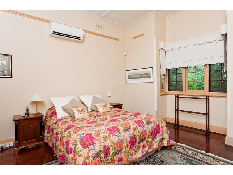 27 Leura Street, Nedlands WA 6009