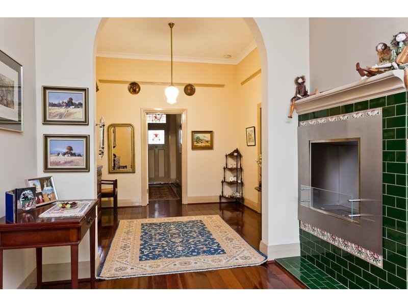 27 Leura Street, Nedlands WA 6009