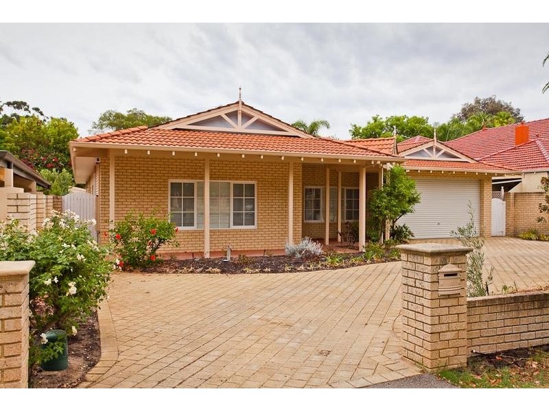 103 Dalkeith Road, Dalkeith WA 6009