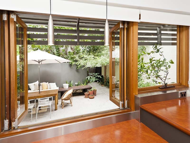 2 Freshwater Close, Claremont WA 6010