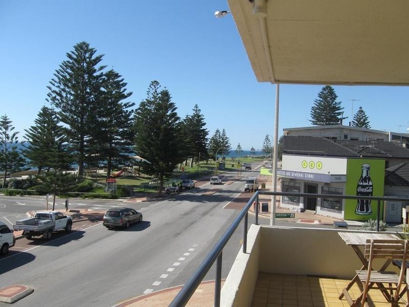 8/116 Marine Parade, Cottesloe WA 6011