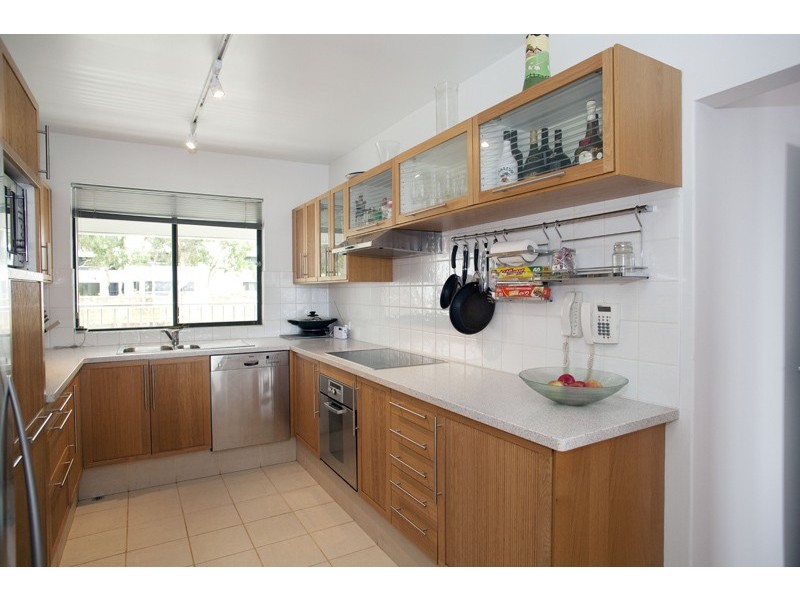 2/30 Victoria Avenue, Claremont WA 6010