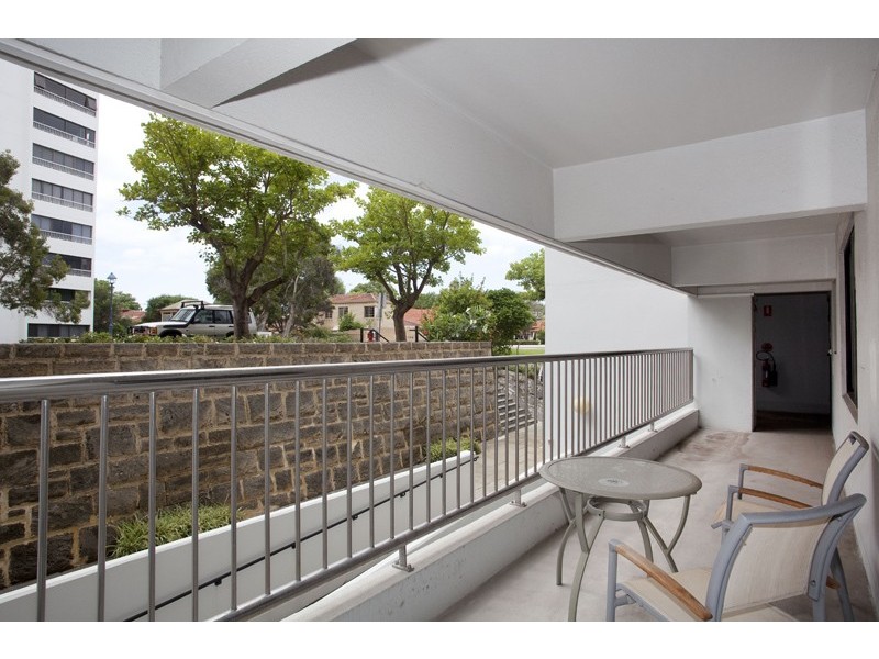 2/30 Victoria Avenue, Claremont WA 6010
