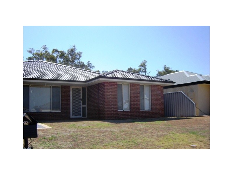 19 Stokesay Street, Orelia WA 6167