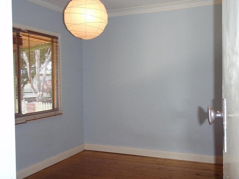 1 Holmes Place, Hilton WA 6163