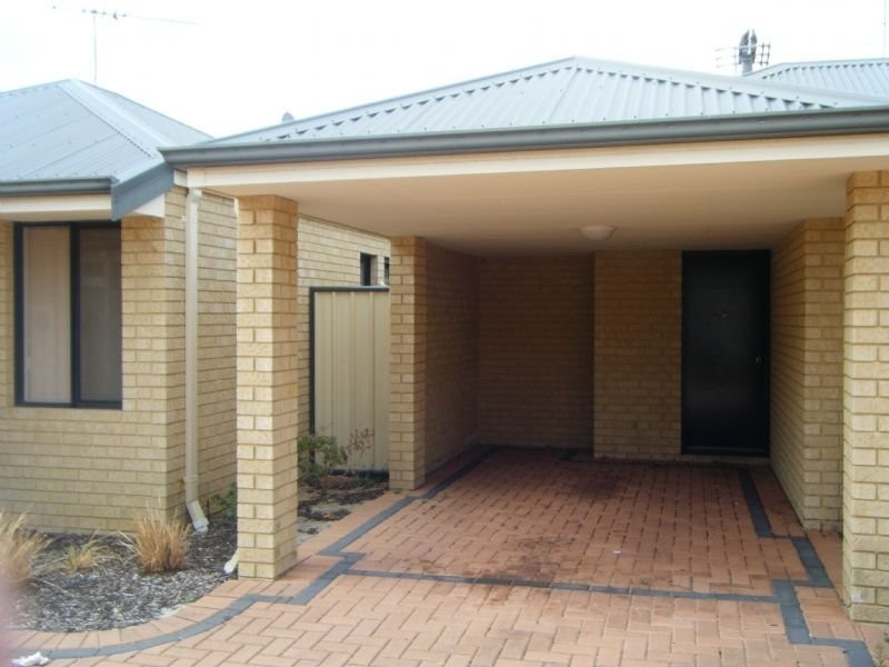 4/89 Forrest Road, Hamilton Hill WA 6163