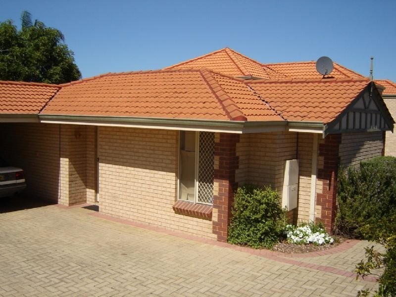 4/34 Foss Street, Bicton WA 6157