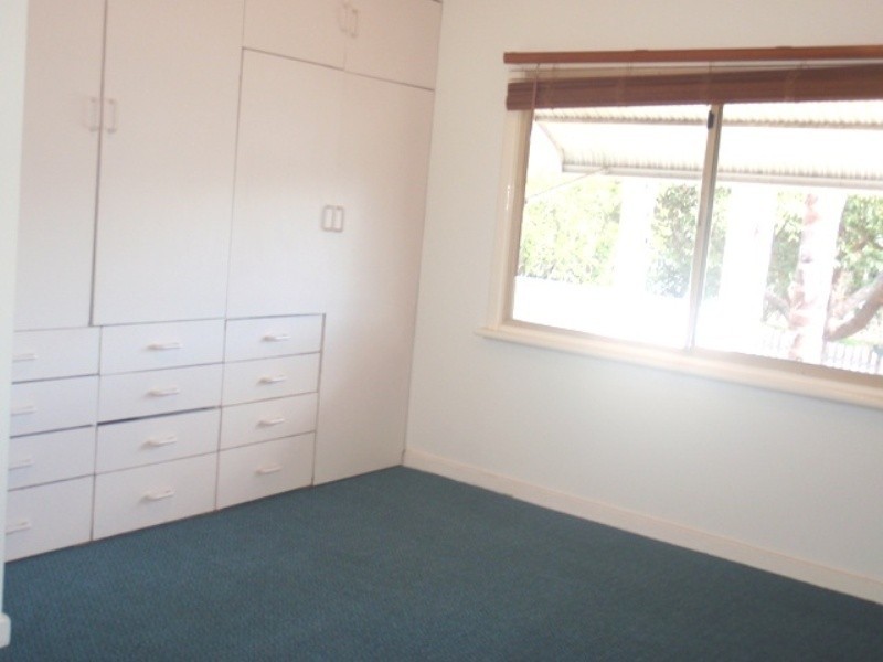 16 Butson Street, Hilton WA 6163