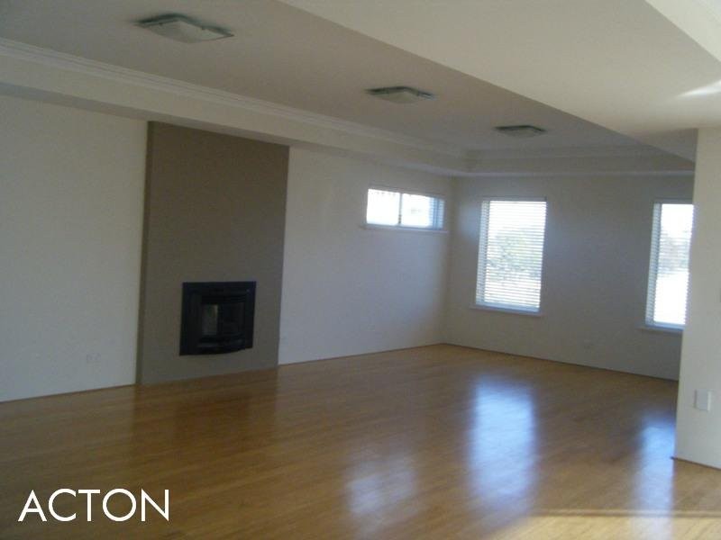 13 Keeling Way, South Fremantle WA 6162