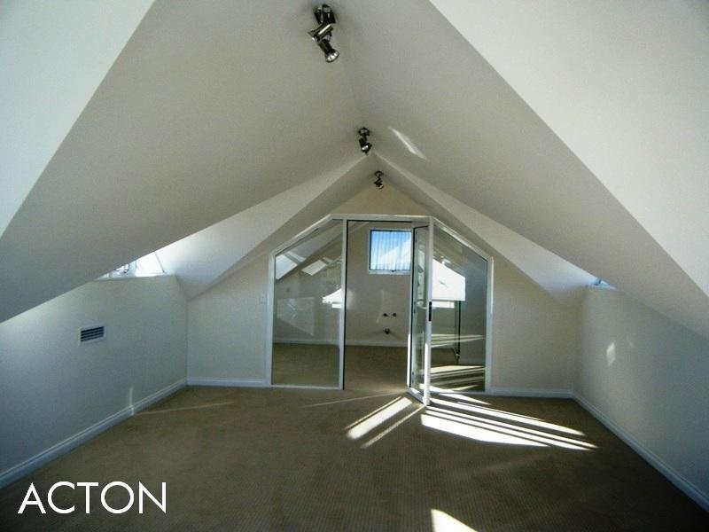 13 Keeling Way, South Fremantle WA 6162