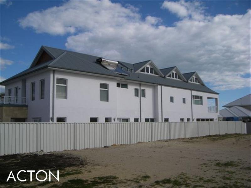 13 Keeling Way, South Fremantle WA 6162