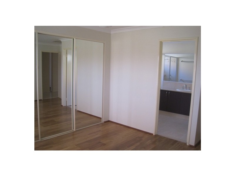 51 Chivalry Way, Atwell WA 6164