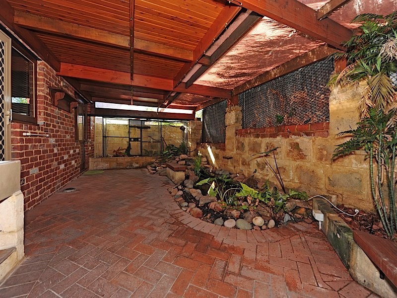 66 Thompson Road, North Fremantle WA 6159