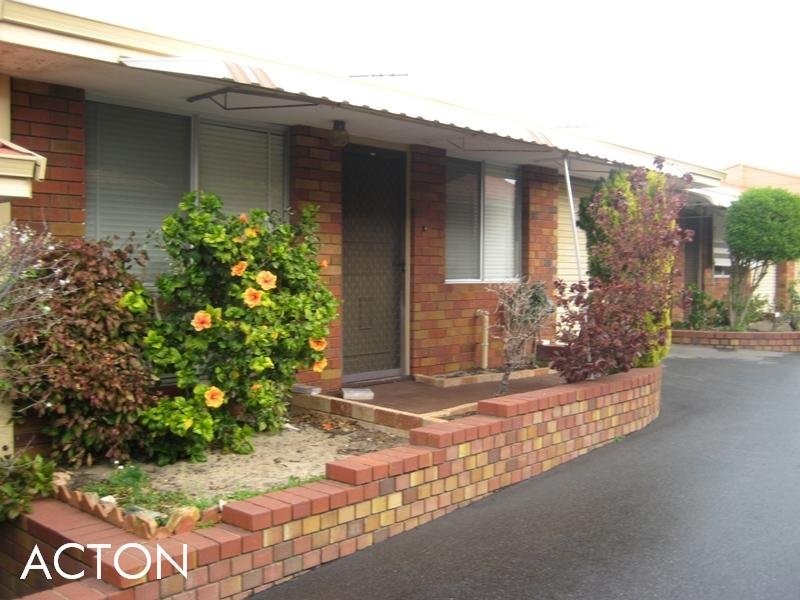 3/304 Preston Point Road, Bicton WA 6157