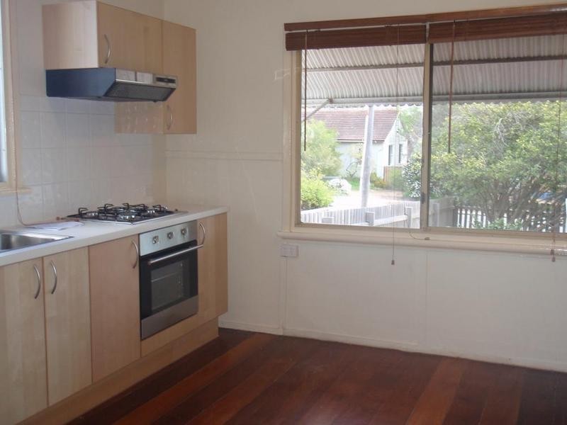 16 Butson Street, Hilton WA 6163