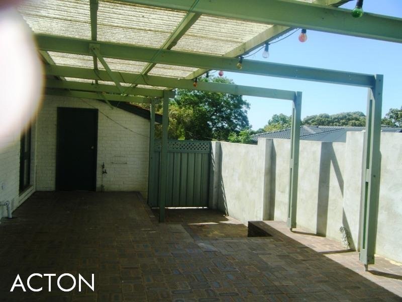 14B Walker Court, Kardinya WA 6163