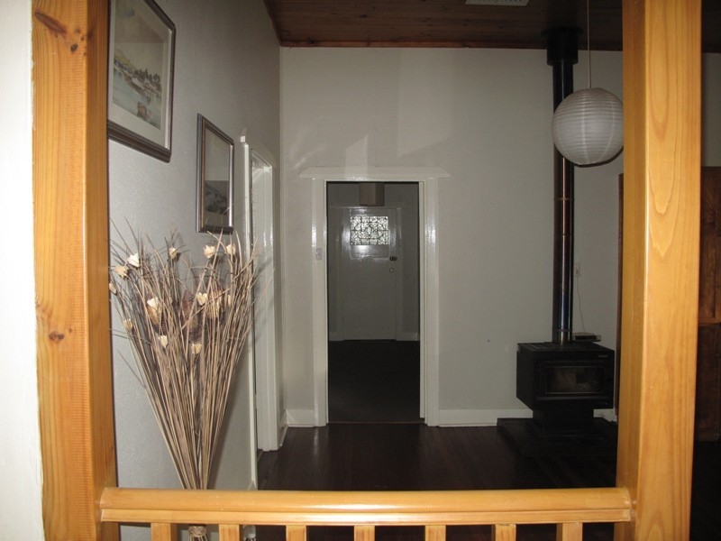 33 Eighth Road, Armadale WA 6112