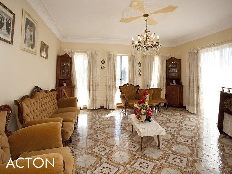 85C Samson Street, White Gum Valley WA 6162