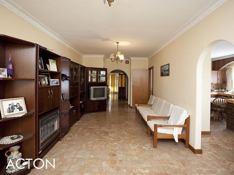 85C Samson Street, White Gum Valley WA 6162