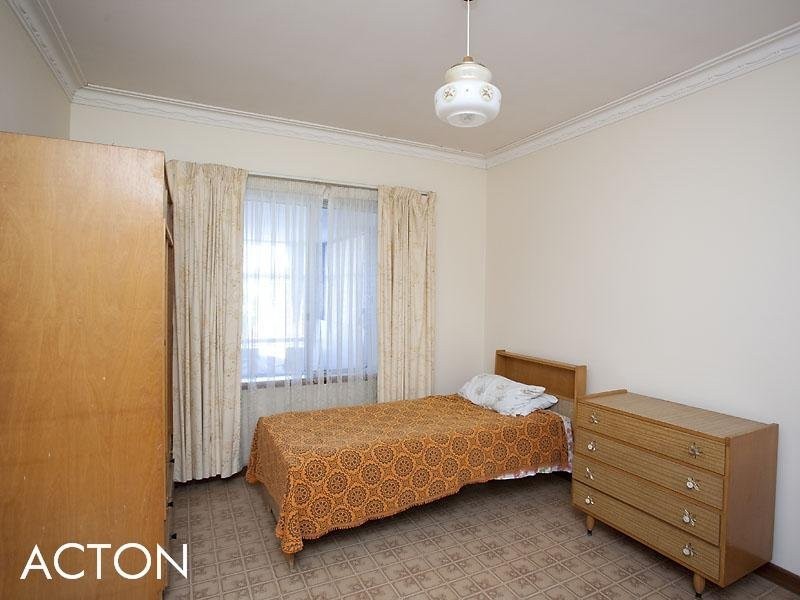 85C Samson Street, White Gum Valley WA 6162