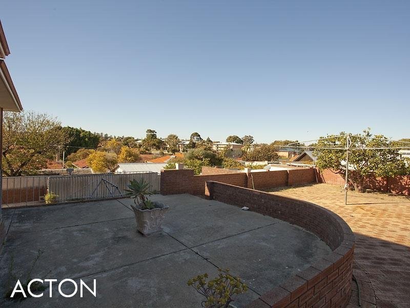 85C Samson Street, White Gum Valley WA 6162