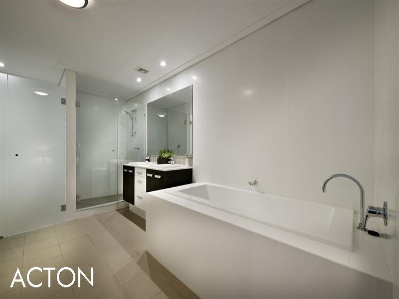 30 Sirocco Drive, Mandurah WA 6210